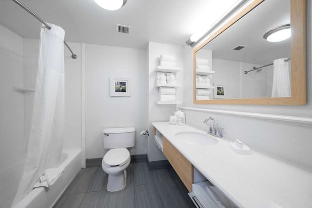 Images Hampton Inn & Suites Modesto-Salida