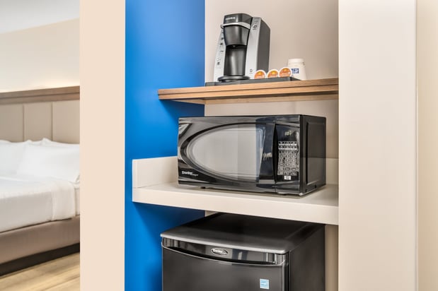 Images Holiday Inn Express Ft. Lauderdale Cruise-Airport by IHG