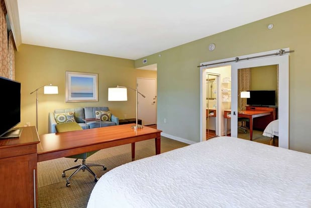 Images Hampton Inn & Suites Charleston Airport