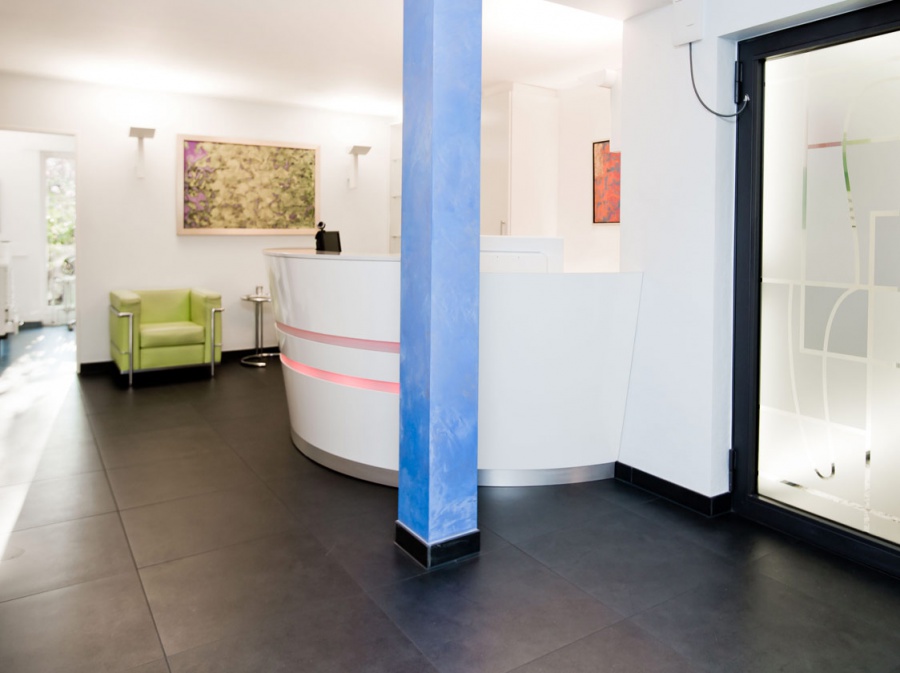 Thomas W. Binder, Herdweg 43 in Stuttgart