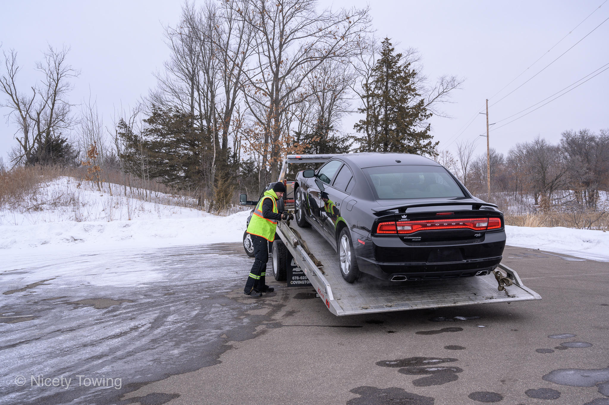 Nicety Towing Photo