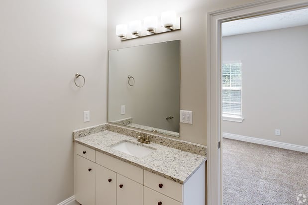 Images The Grand Reserve at Madison Apartments