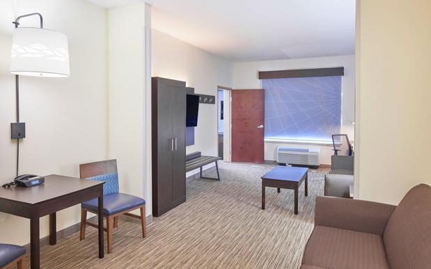 Images Holiday Inn Express & Suites Gadsden W-Near Attalla, an IHG Hotel