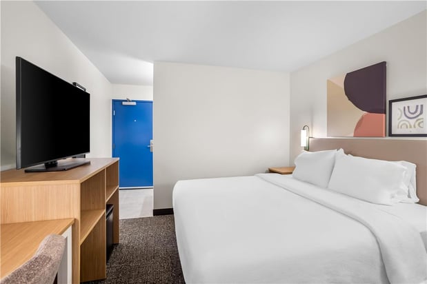 Images Spark by Hilton Kent Seattle