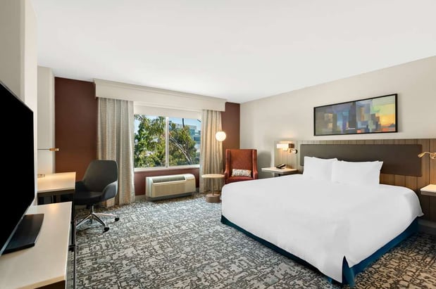Images Hilton Garden Inn San Mateo