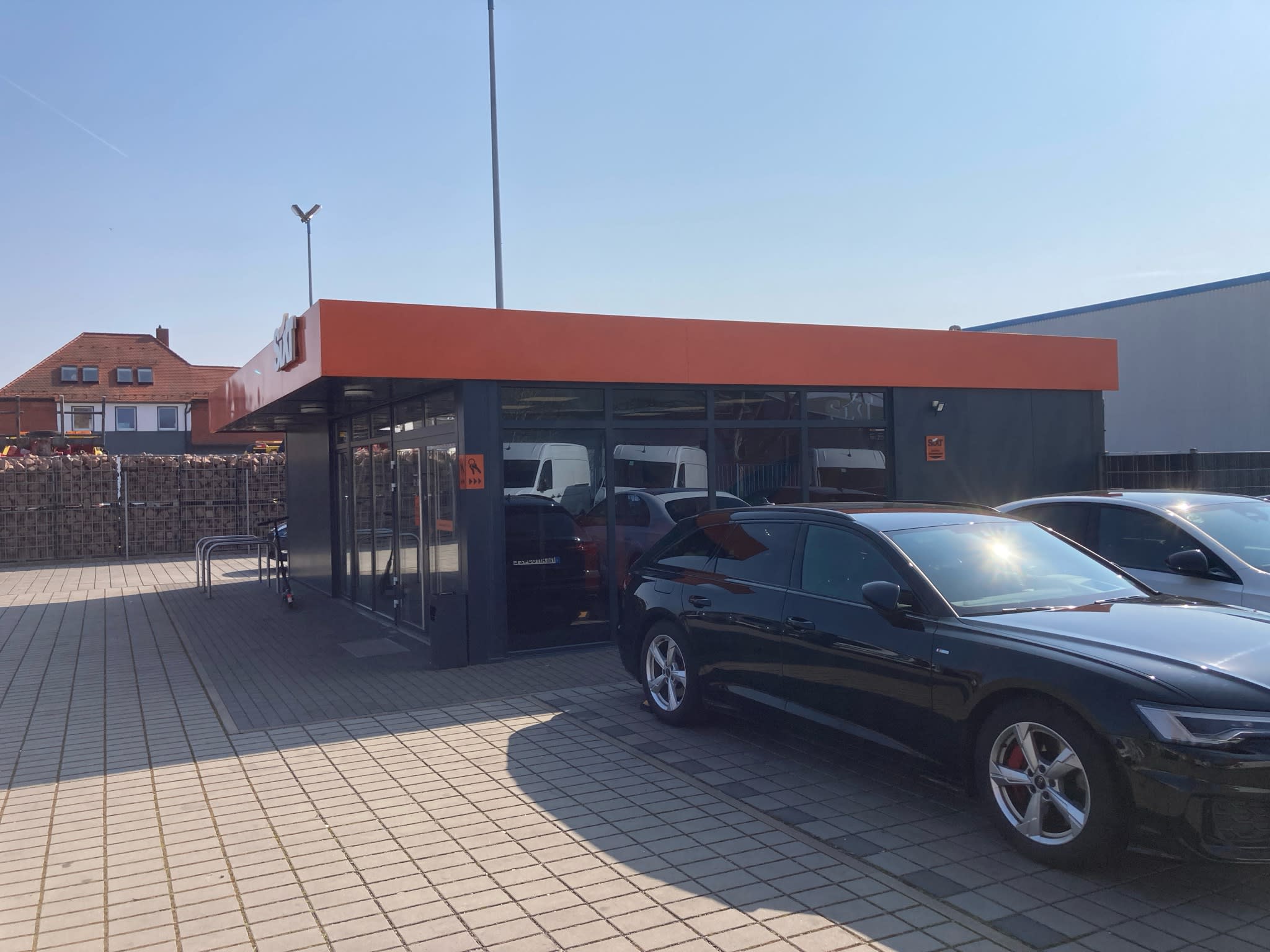 SIXT Autovermietung Halle, Delitzscher Str. 46 in Halle (Saale)