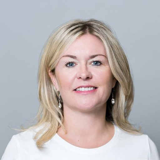 Karen Barrow headshot.