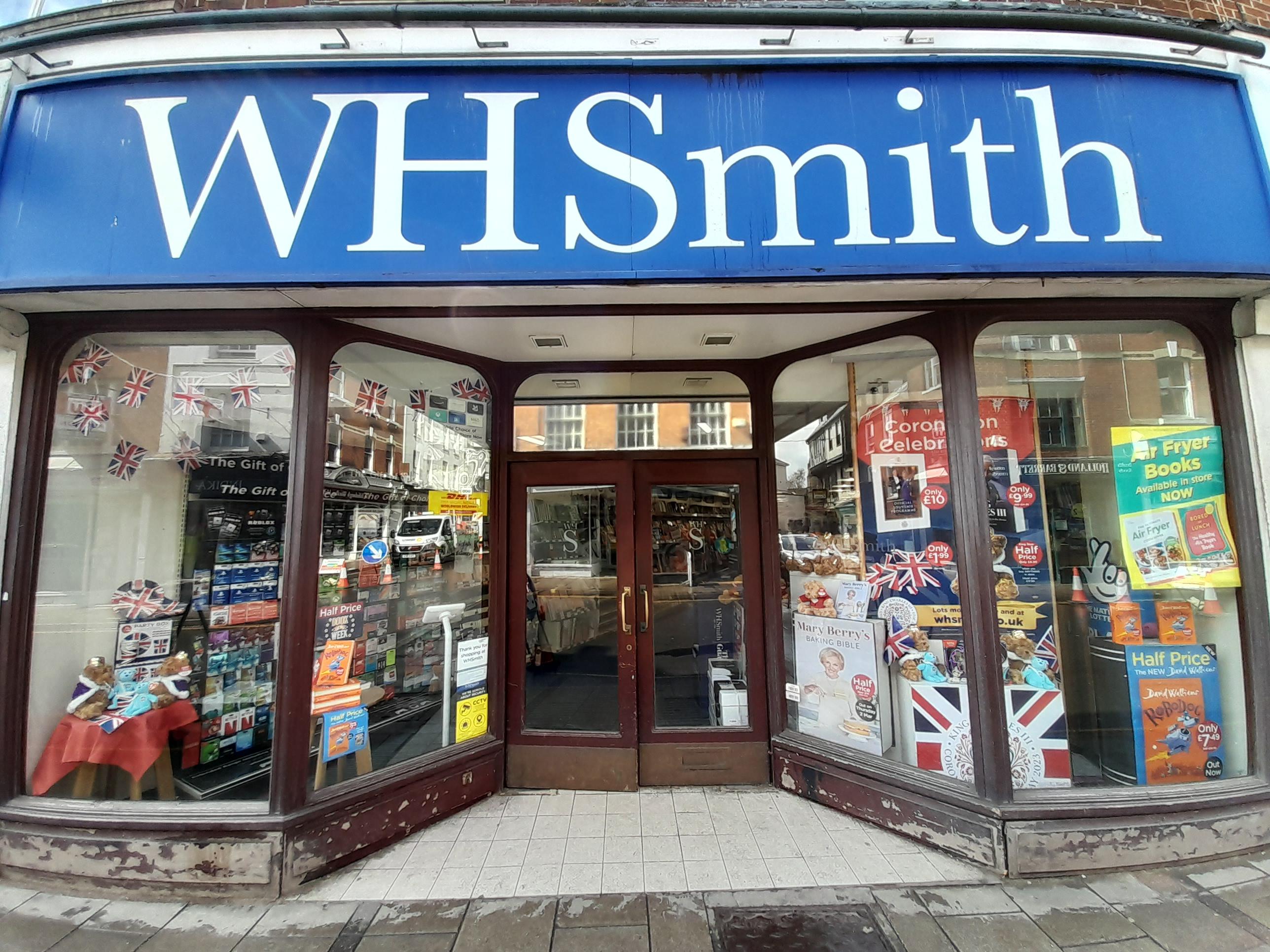 Images DHL Express Service Point (WHSmith Tewkesbury)