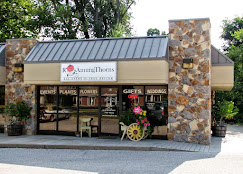 RosAmungThorns Flowers & Gifts Image