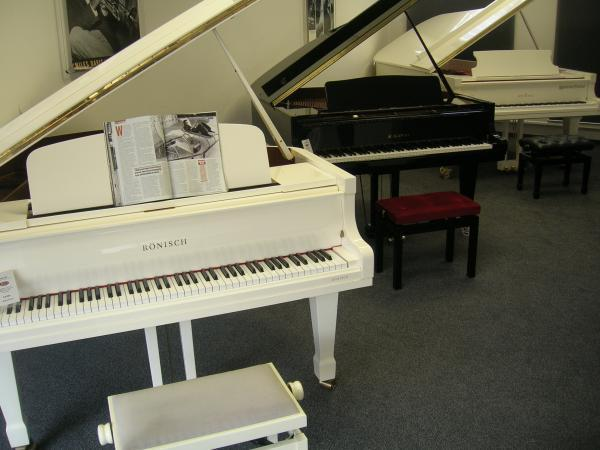 Klavierfachbetrieb Zifreind e.U., Amraser Straße 56 in Innsbruck