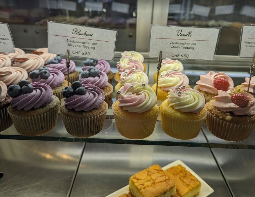 Bonne Maman Boutique & Café