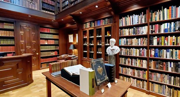 Images Raptis Rare Books