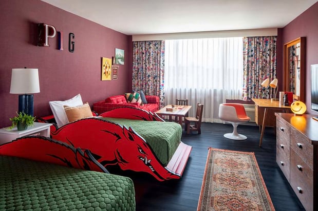 Images Graduate by Hilton Fayetteville, AR