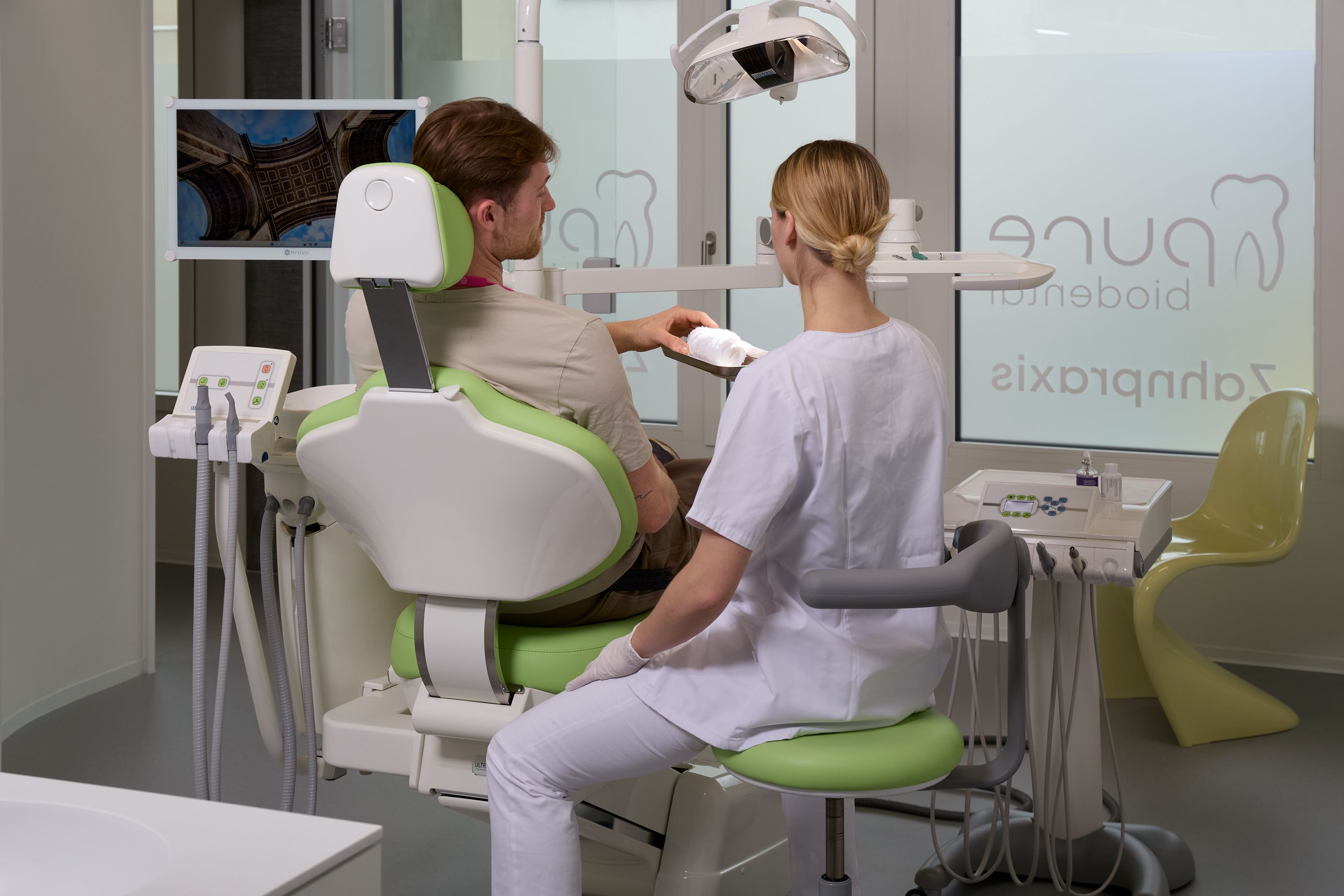 Zahnarztpraxis Pure Biodental Basel, Münchensteinerstrasse 117 in Basel