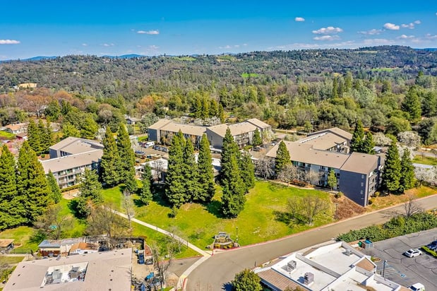 Images Gold Country Senior Living