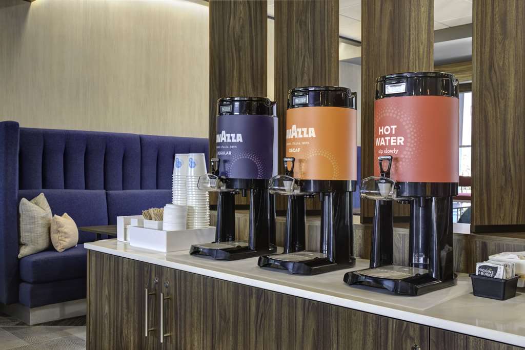 Images Tru by Hilton Toronto Airport West