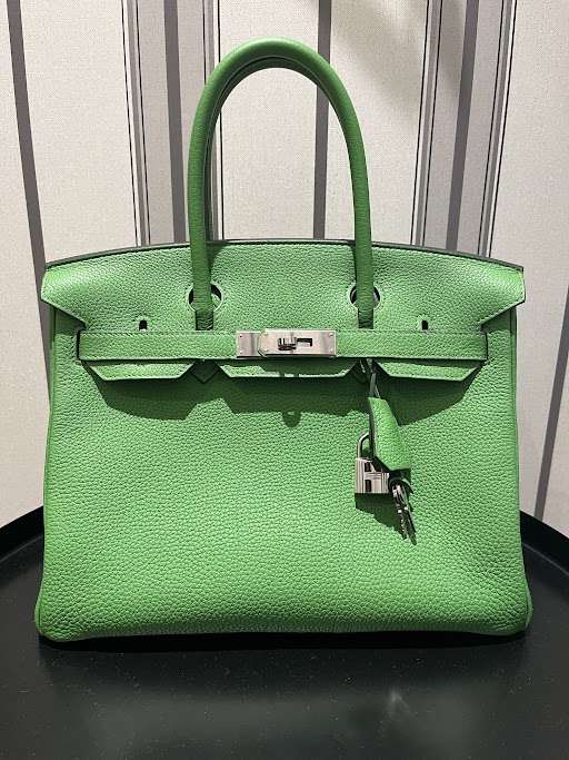 Images KOMEHYO（コメ兵）買取センターThe Kitahama PLAZA