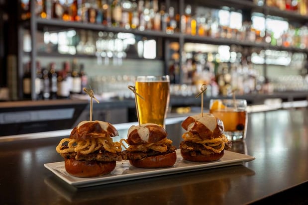 Images Hotel Nickel Plate Fishers, Tapestry Collection by Hilton