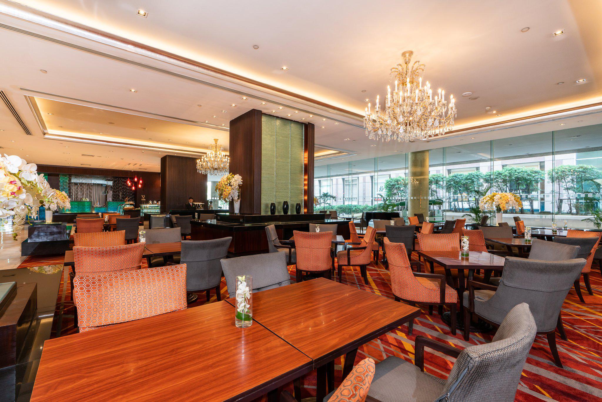 Holiday Inn Bangkok Silom by IHG