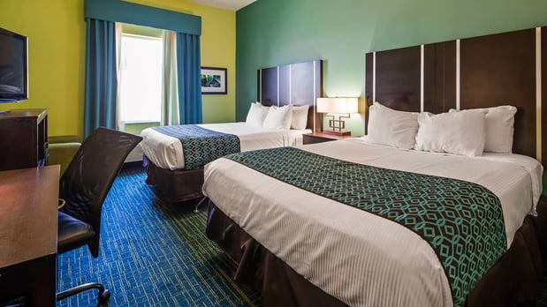 Images Best Western Plus Carrizo Springs Inn & Suites