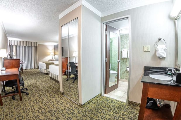 Images Salt Lake Plaza SureStay Collection by Best Western