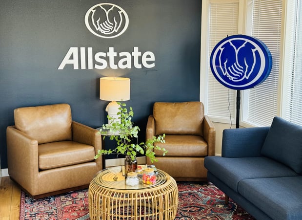 Images Amy Jensen: Allstate Insurance