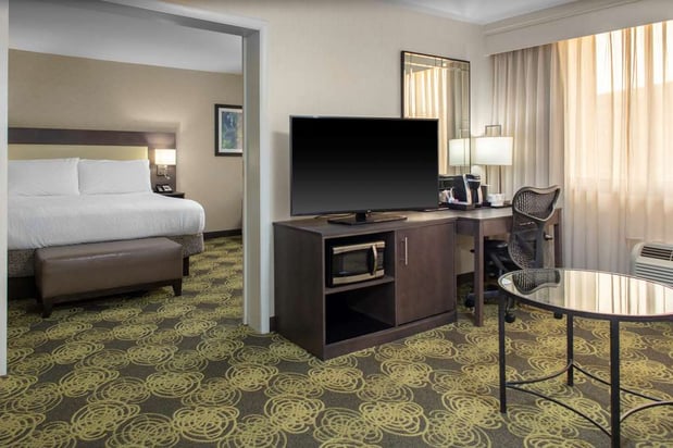 Images Hilton Garden Inn Reagan National Airport