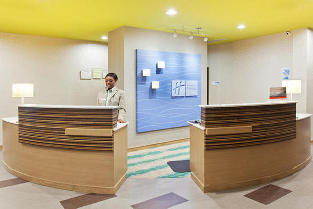 Images Holiday Inn Express & Suites Warner Robins North West by IHG