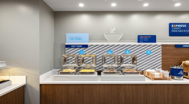 Images Holiday Inn Express & Suites Hawaiian Gardens by IHG