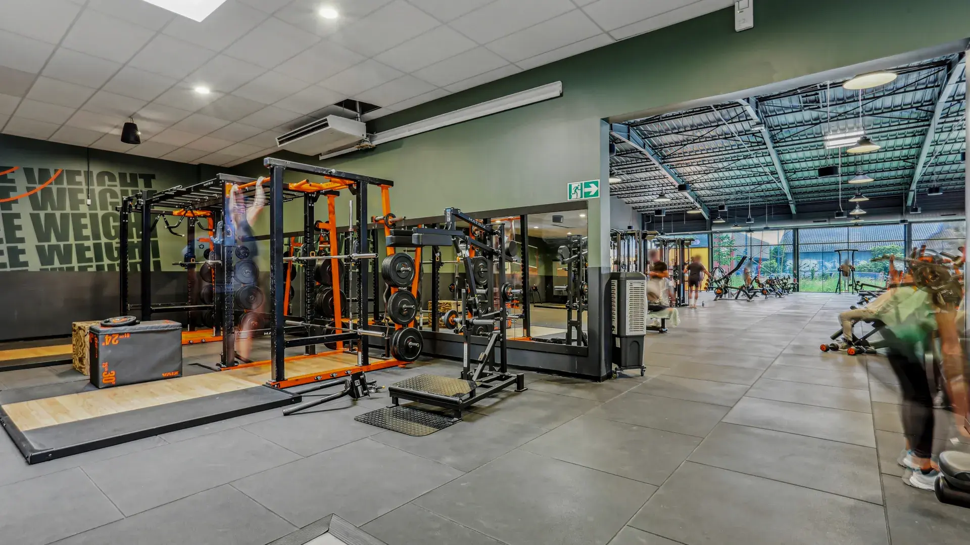 Images Basic-Fit 24/7