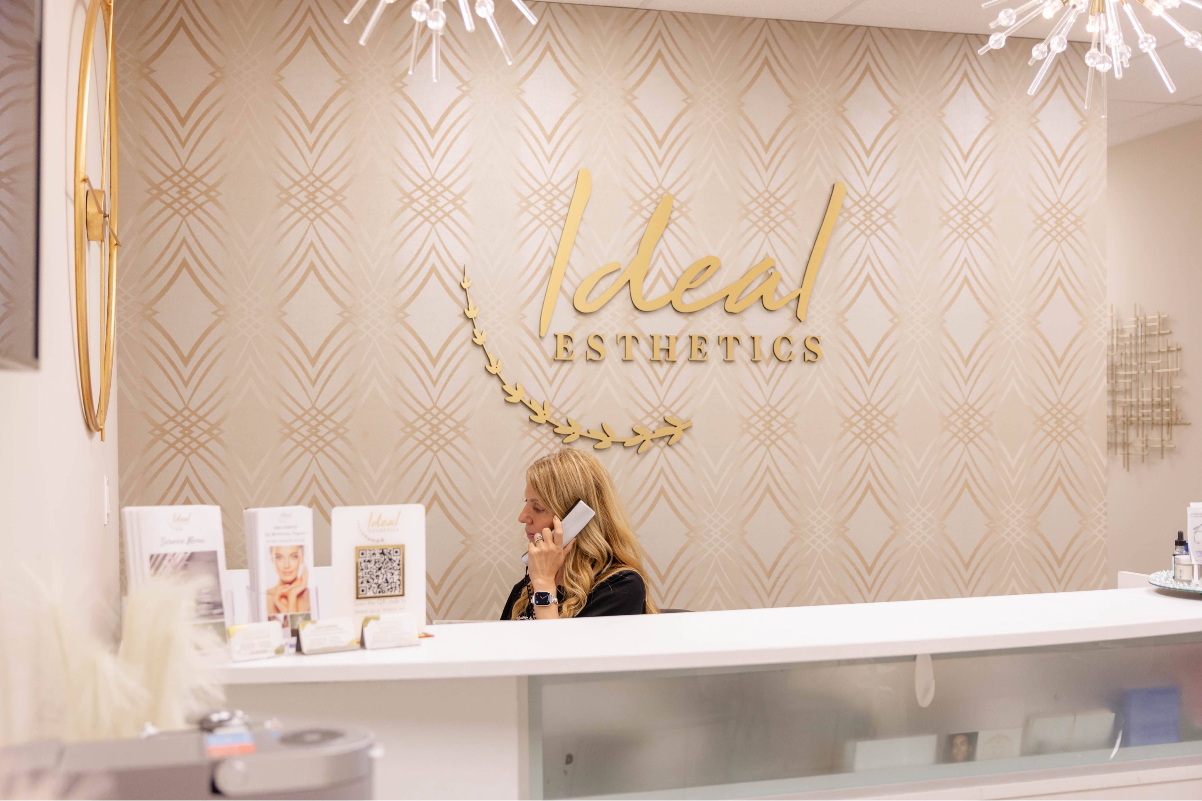 Welcome to Ideal Esthetics! We’re your friendly medical spa in Melville, NY. Our goal? To make you look and feel fantastic! From facials to laser treatments, we’ve got everything you need for radiant skin and a big smile. Come on in, and let’s make you feel amazing!