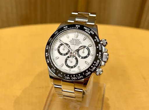 Images KOMEHYO（コメ兵）買取センタークリスタ長堀