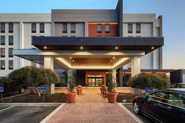 Images Hampton Inn Louisville-Northeast