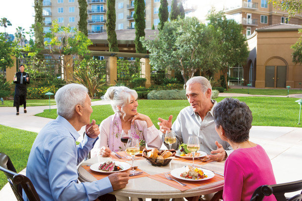 Images Vi at La Jolla Village