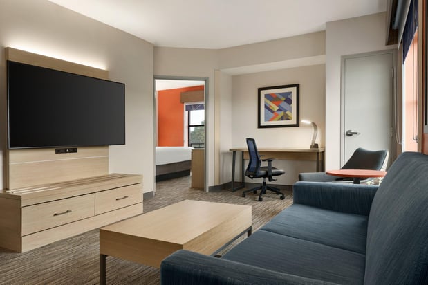 Images Holiday Inn Express & Suites Charleston - Mount Pleasant by IHG