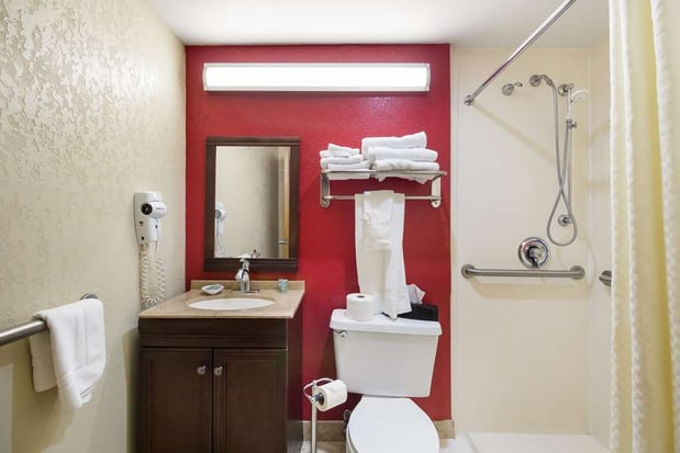 Images Best Western Braddock Inn