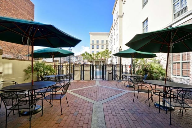 Images Hampton Inn & Suites Savannah Historic District