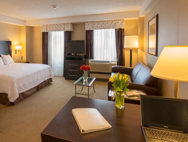 Images Hampton Inn & Suites Boston Crosstown Center