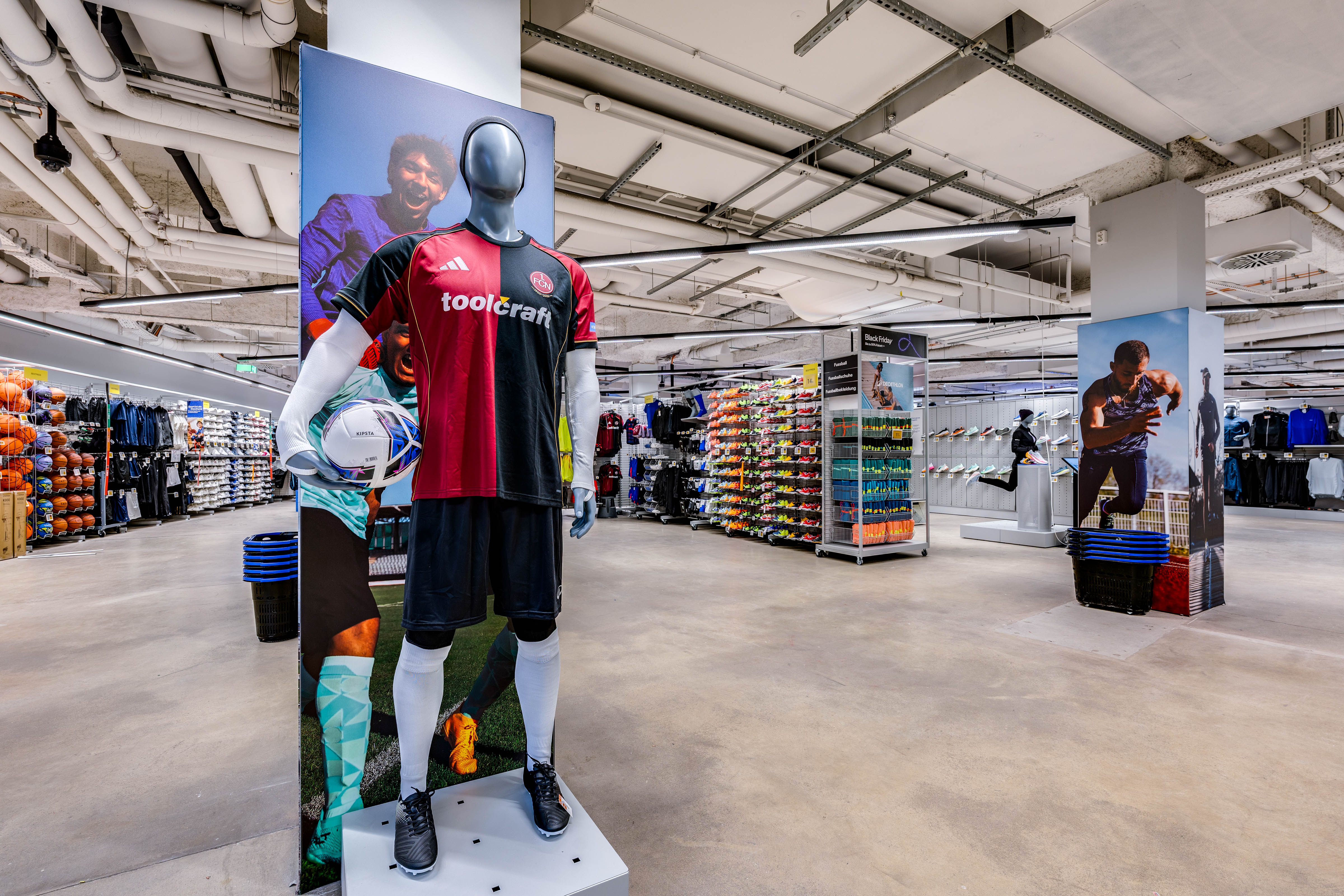 Bilder DECATHLON Nürnberg im WÖHRL