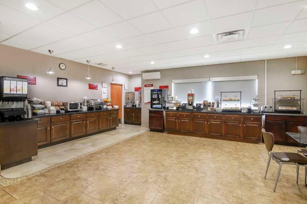 Images Best Western Plus Brunswick Inn & Suites