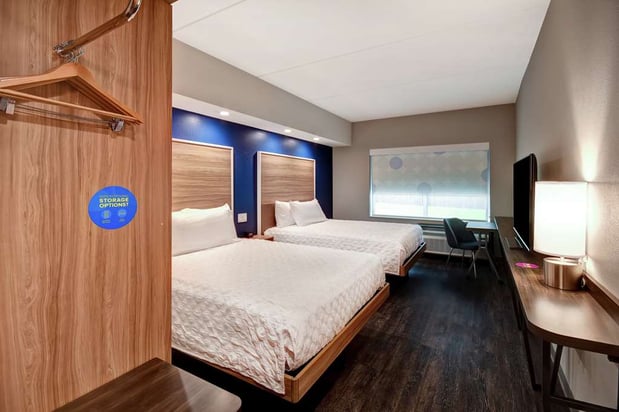 Images Tru by Hilton Raleigh Durham Airport