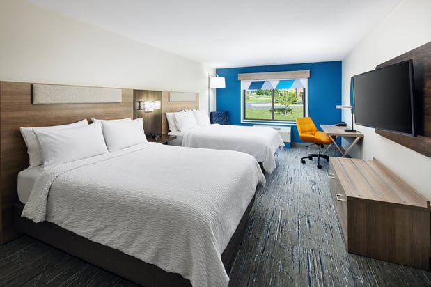Images Holiday Inn Express & Suites Wheeling by IHG