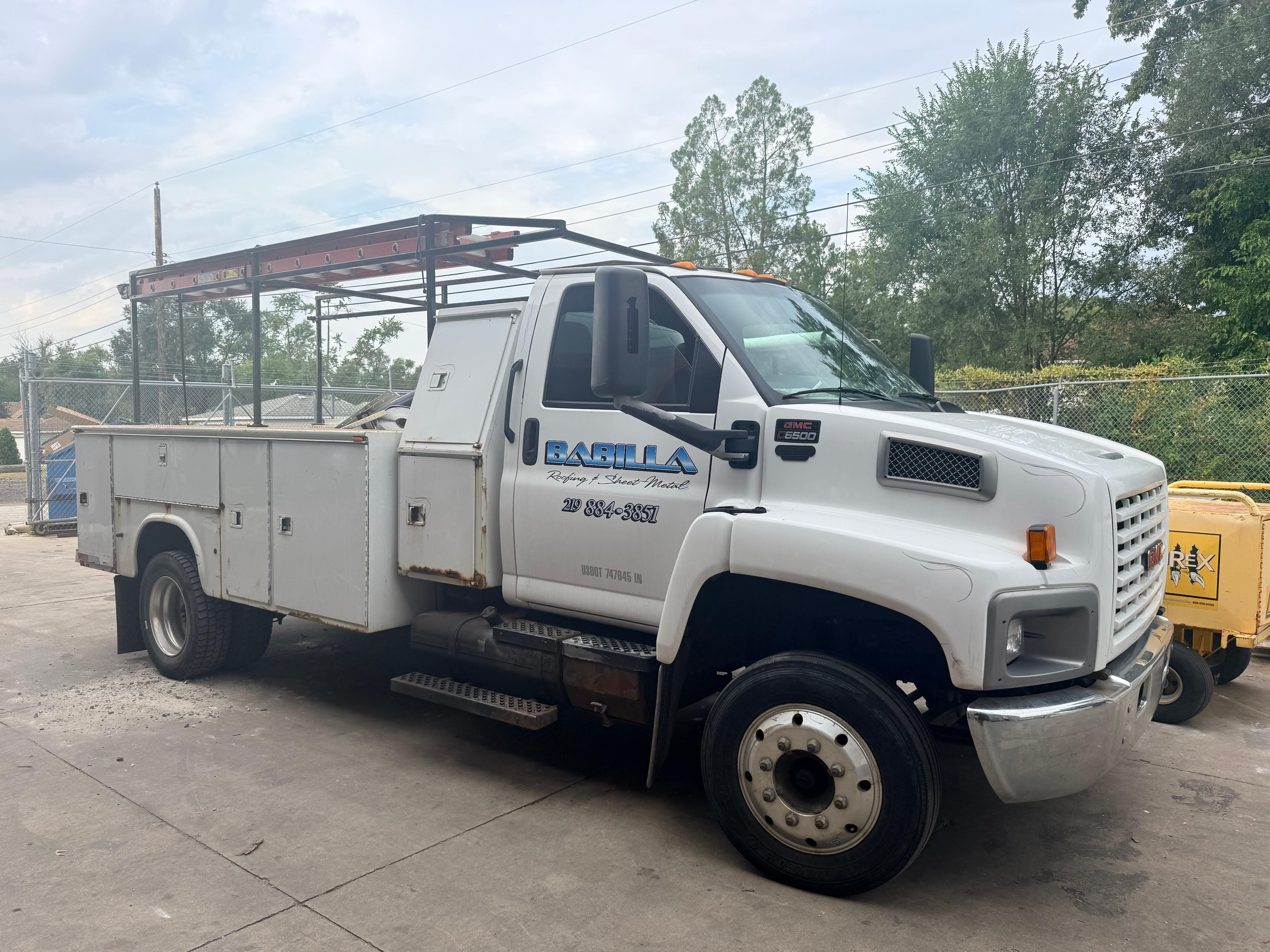 Picture of Babilla Roofing Truck