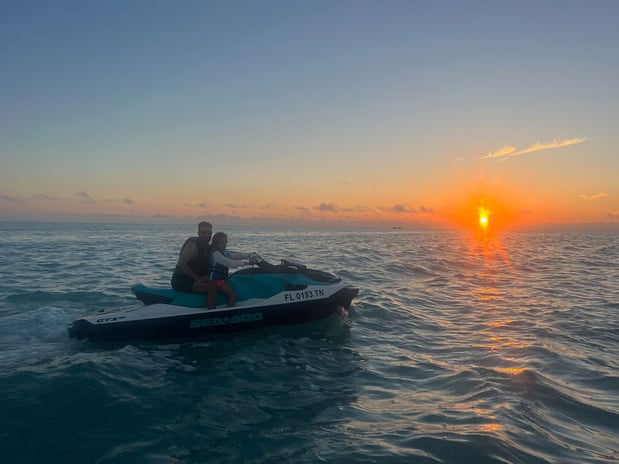Images Key West Boat & Jet Ski Adventures