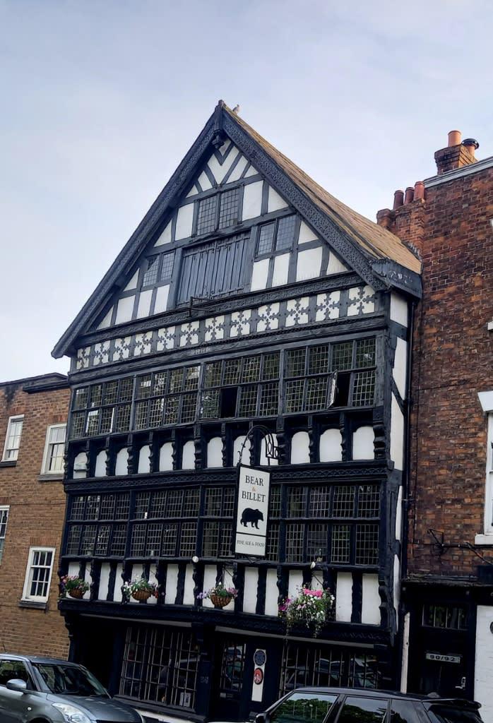 Images Chester Historical Pub Tours