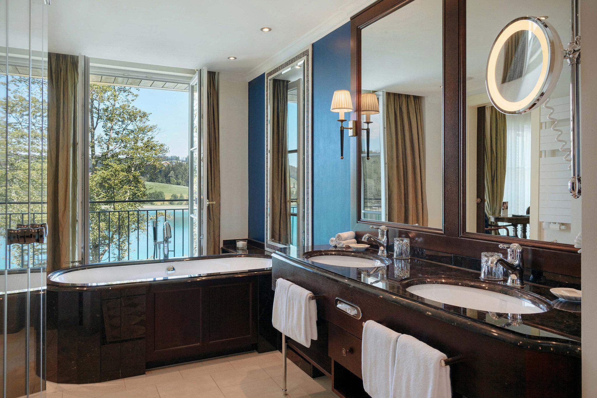 Schloss Fuschl, a Luxury Collection Resort & Spa, Fuschlsee-Salzburg, Schloss Strasse 19 in Hof Bei Salzburg