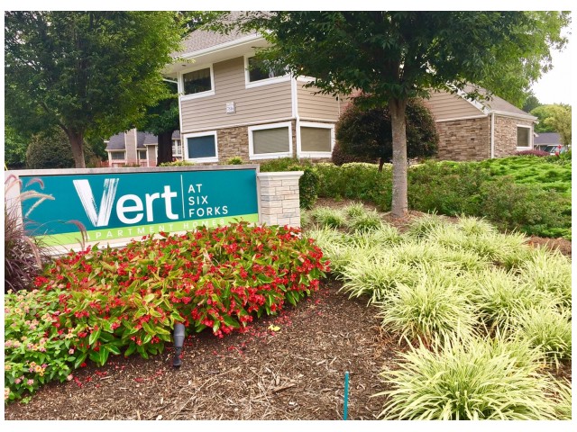 Vert at Six Forks