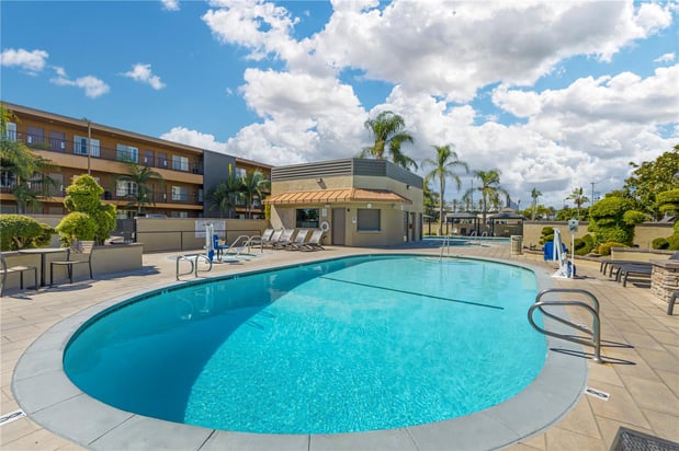 Images Best Western Plus Stovall's Inn