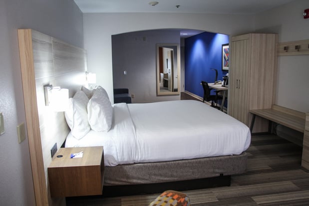 Images Holiday Inn Express & Suites Athens by IHG