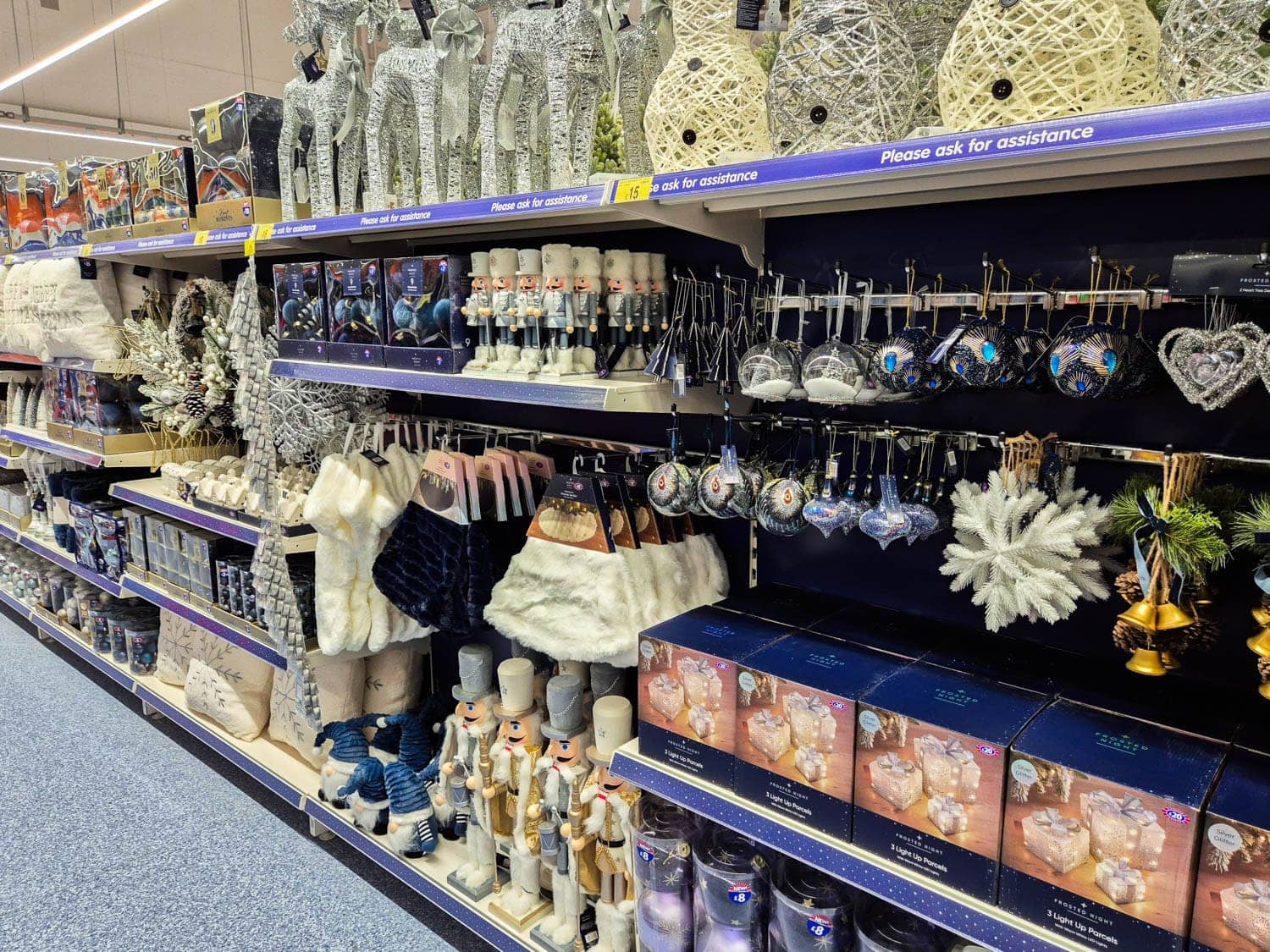 Images B&M Home Store with Garden Centre